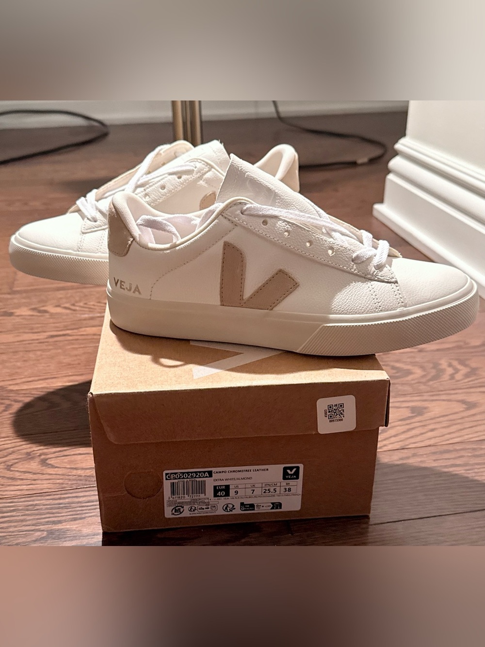 NWT VEJA Campo Chromefree Leather Sneakers Extra White Almond US 9 / EU 40 - Picture 5 of 10